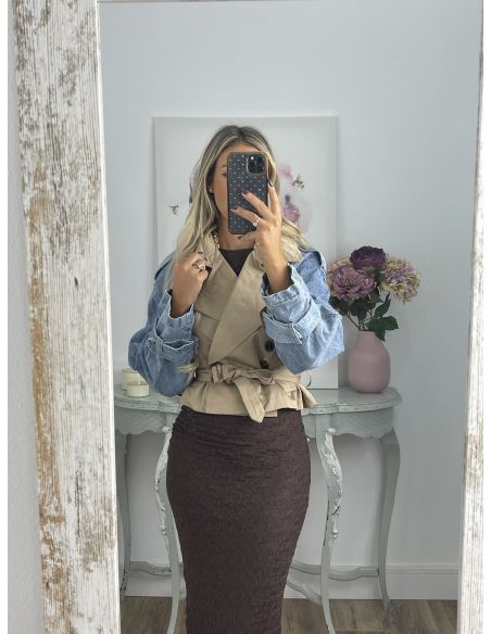 Gabardina corta Camel y vaquera