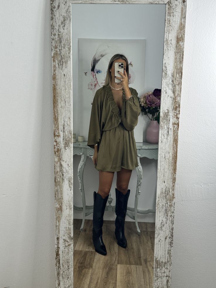 Mono Queen verde