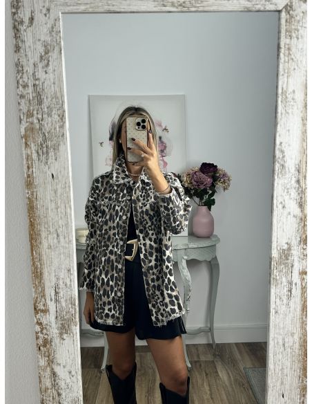 Chaqueta vaquera print desflecada