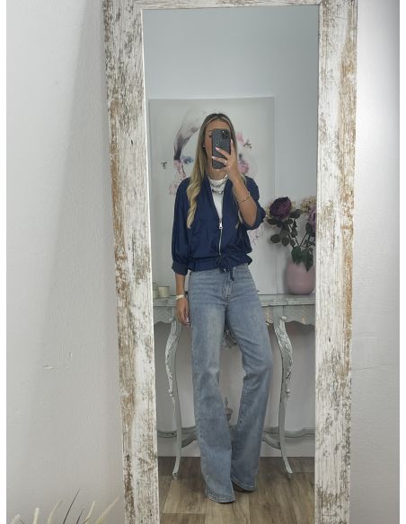 Bomber satinada azul noche con cremallera