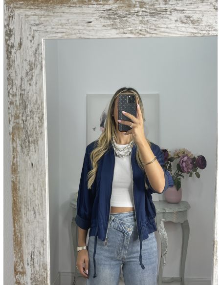 Bomber satinada azul noche con cremallera