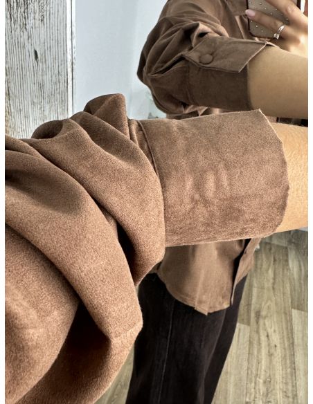 Camisa de antelina marrón