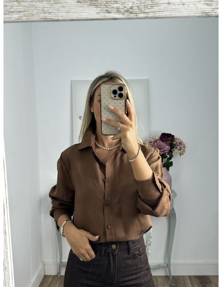 Camisa de antelina marrón