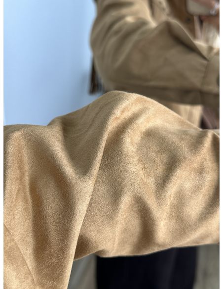 Chaqueta antelina flecos y tachas
