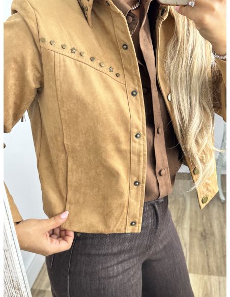 Chaqueta antelina flecos y tachas