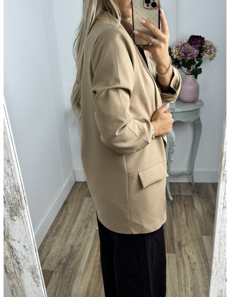Blazer camel manga fruncida