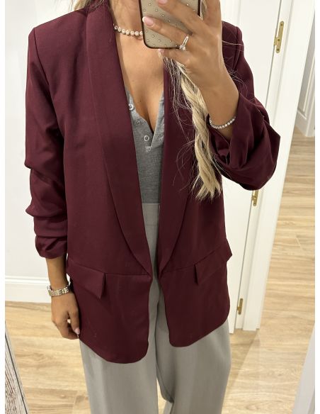 Blazer burdeos manga fruncida