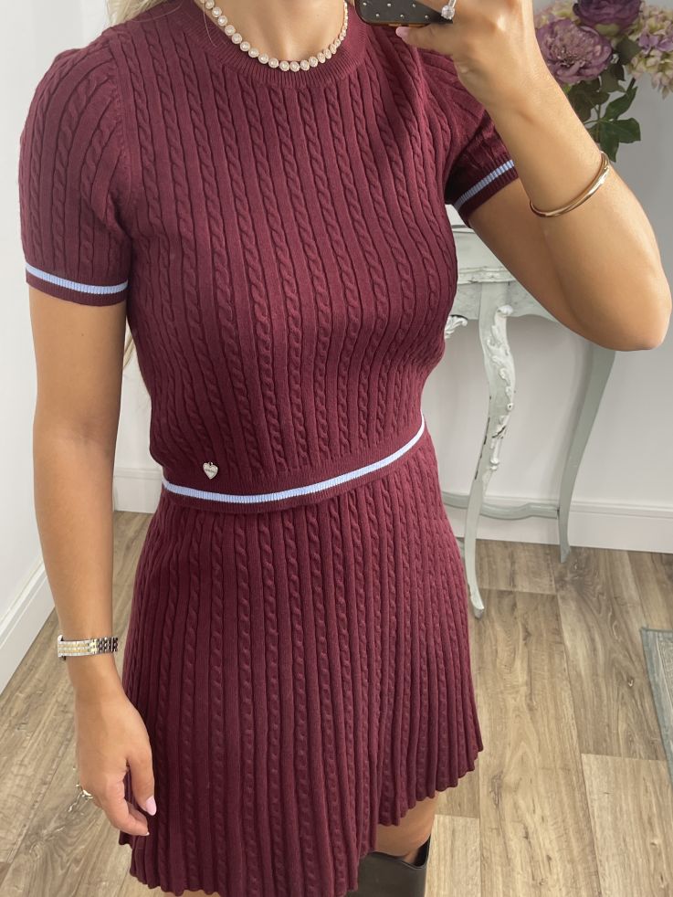 Conjunto Loretana burdeos