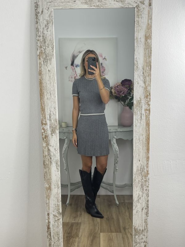 Conjunto Loretana gris