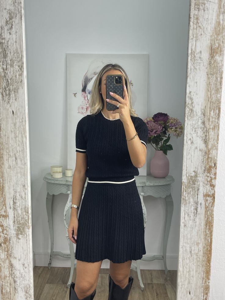 Conjunto Loretana negro