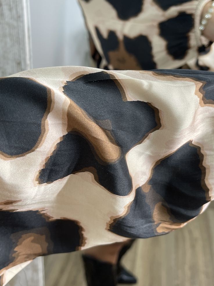 Vestido Thyssen camel