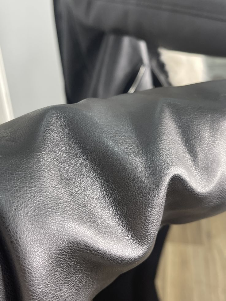 Abrigo Holanda negro y beige