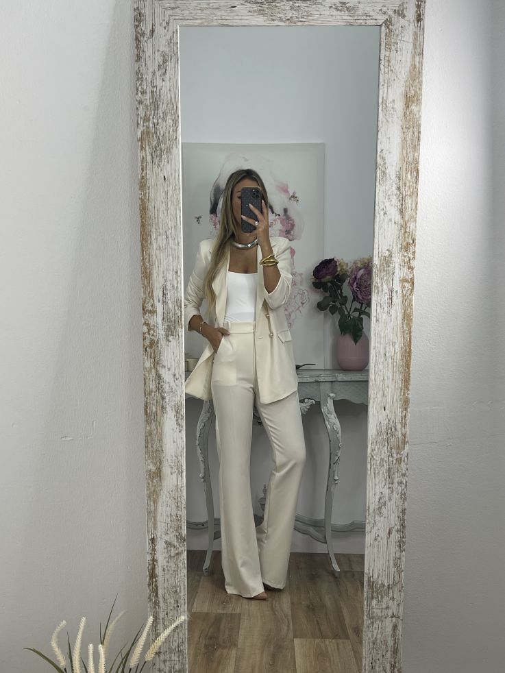 Traje Chaqueta hueso