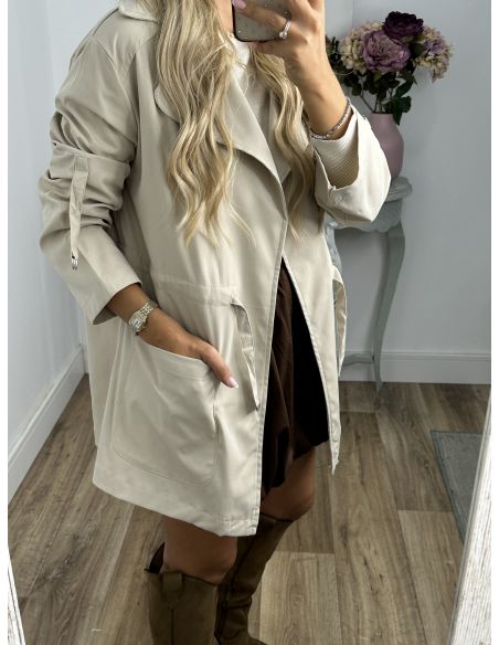 Gabardina corta beige