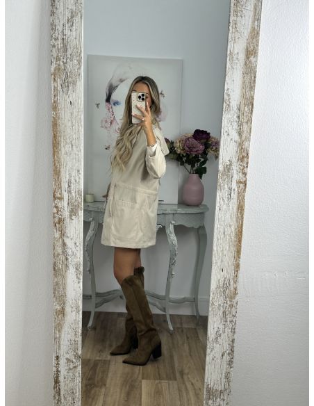 Gabardina corta beige