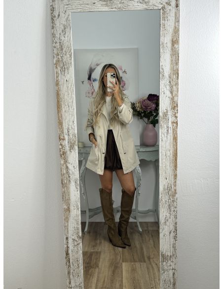 Gabardina corta beige