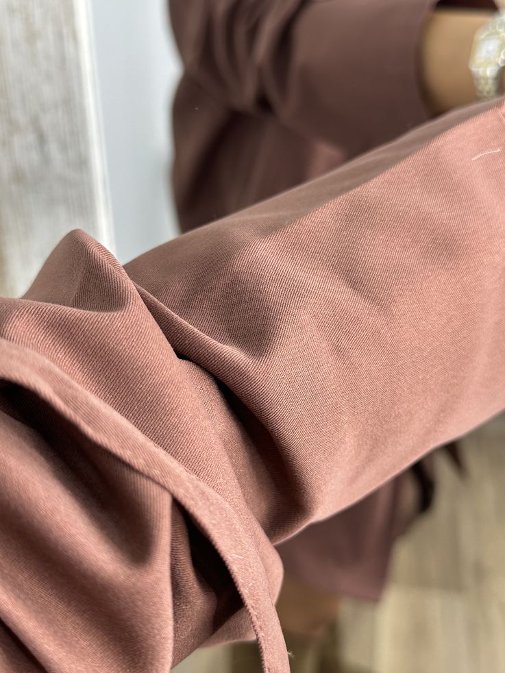 Gabardina corta chocolate