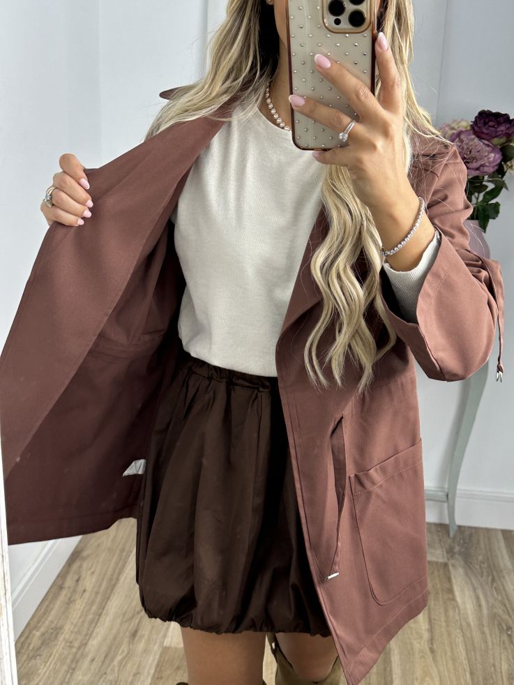 Gabardina corta chocolate