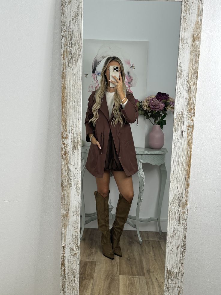 Gabardina corta chocolate