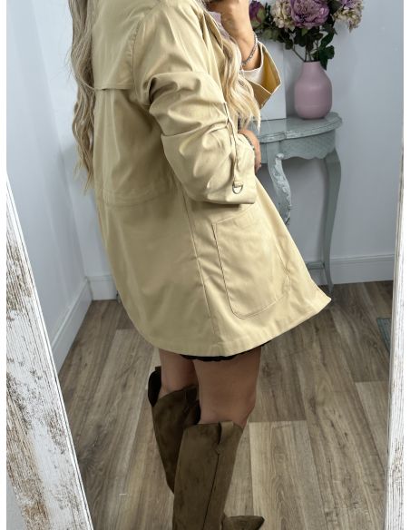 Gabardina corta camel