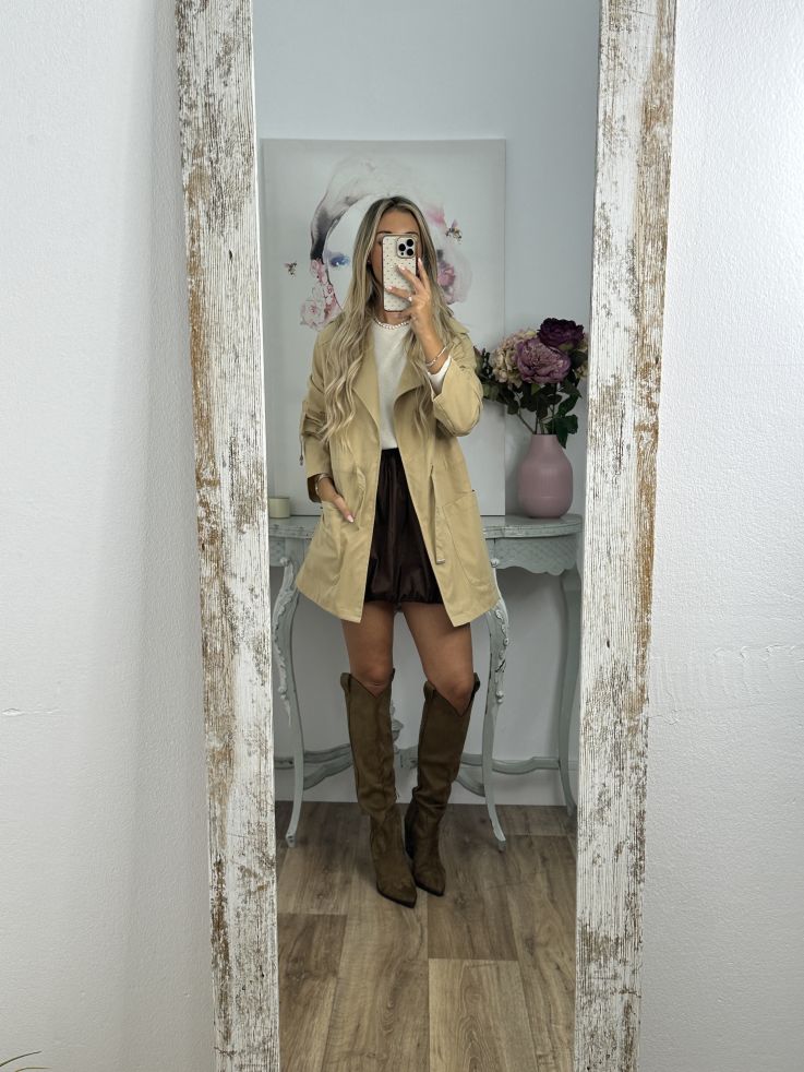 Gabardina corta camel
