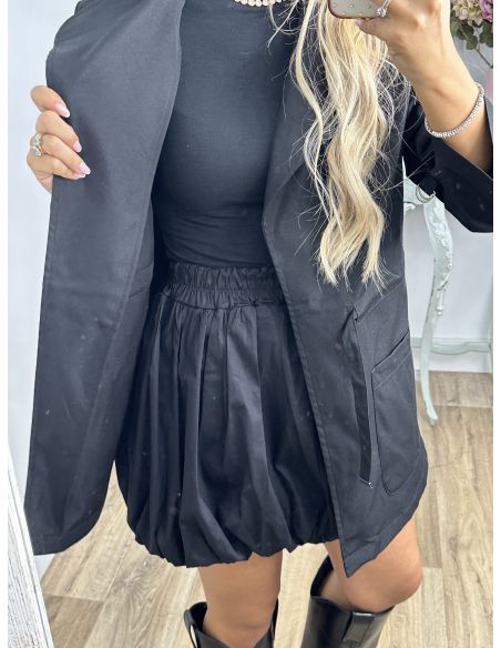 Gabardina corta negra