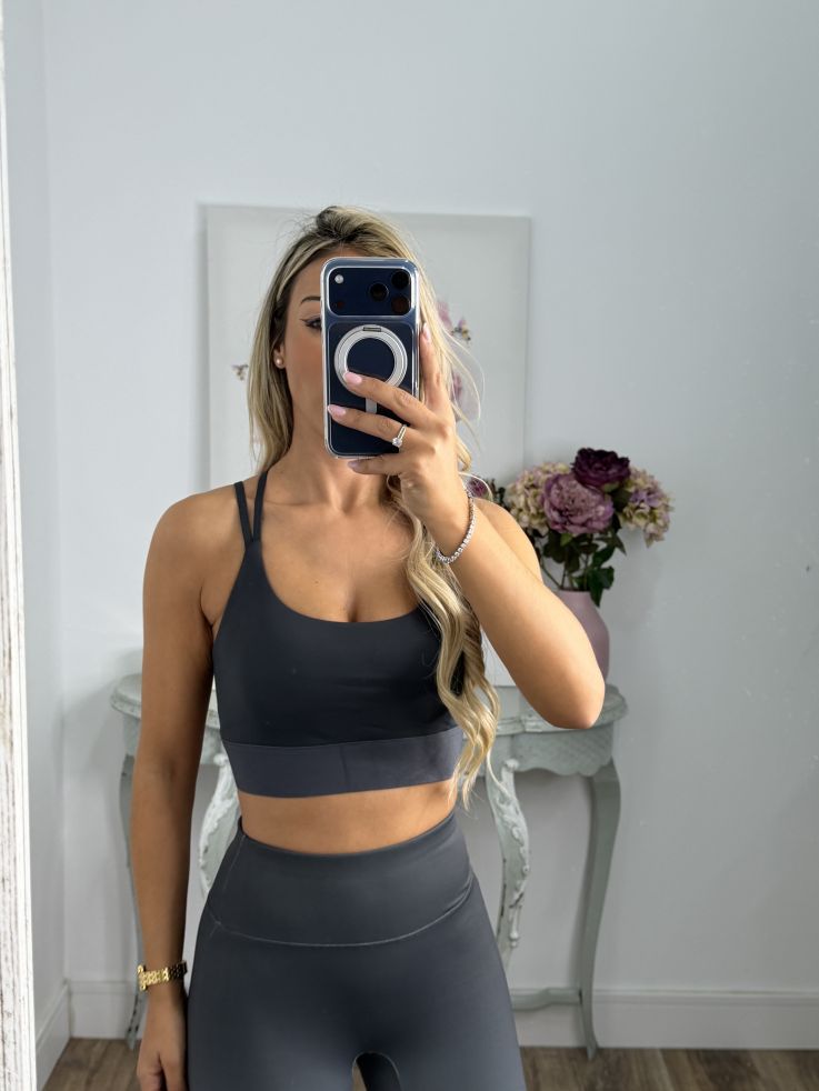 Conjunto sport degradado gris