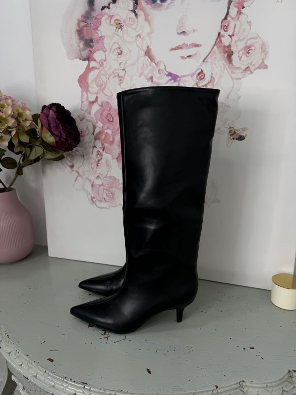 Botas efecto piel negro