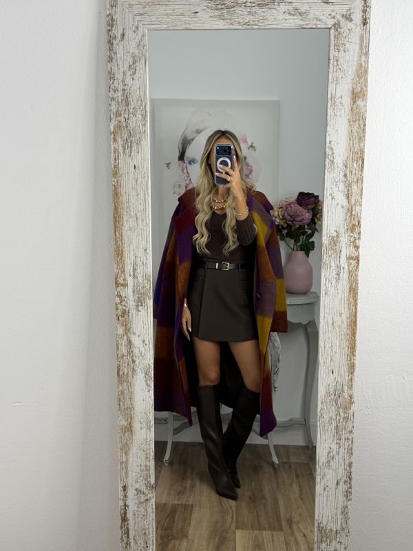 Abrigo Ideal cuadros morado y mostaza