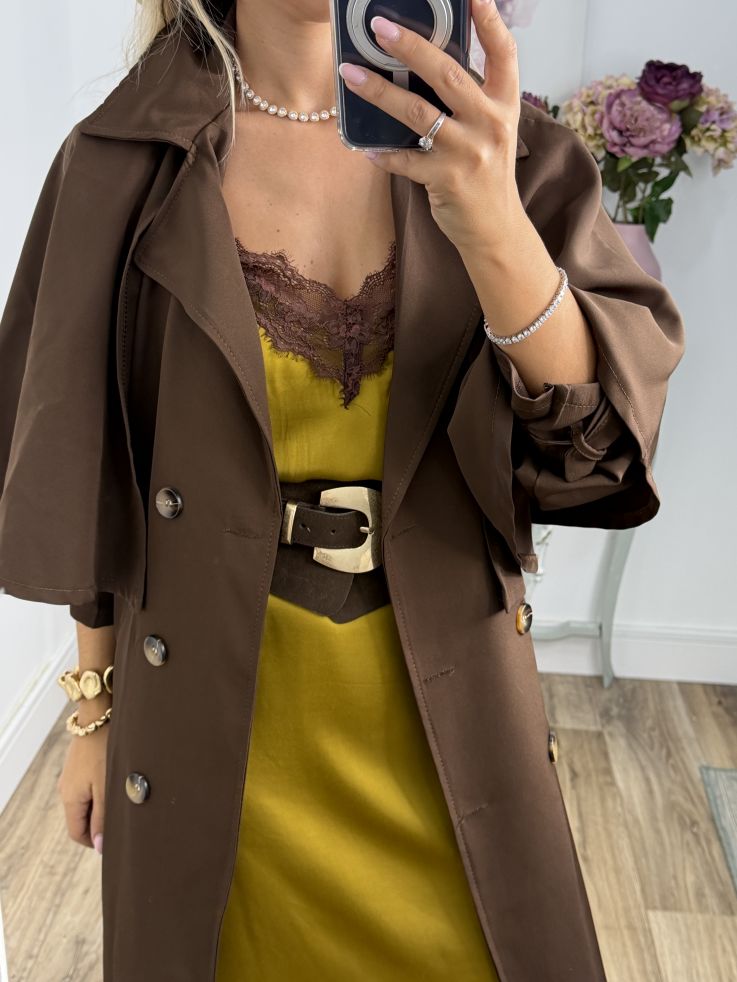 Gabardina con capa chocolate