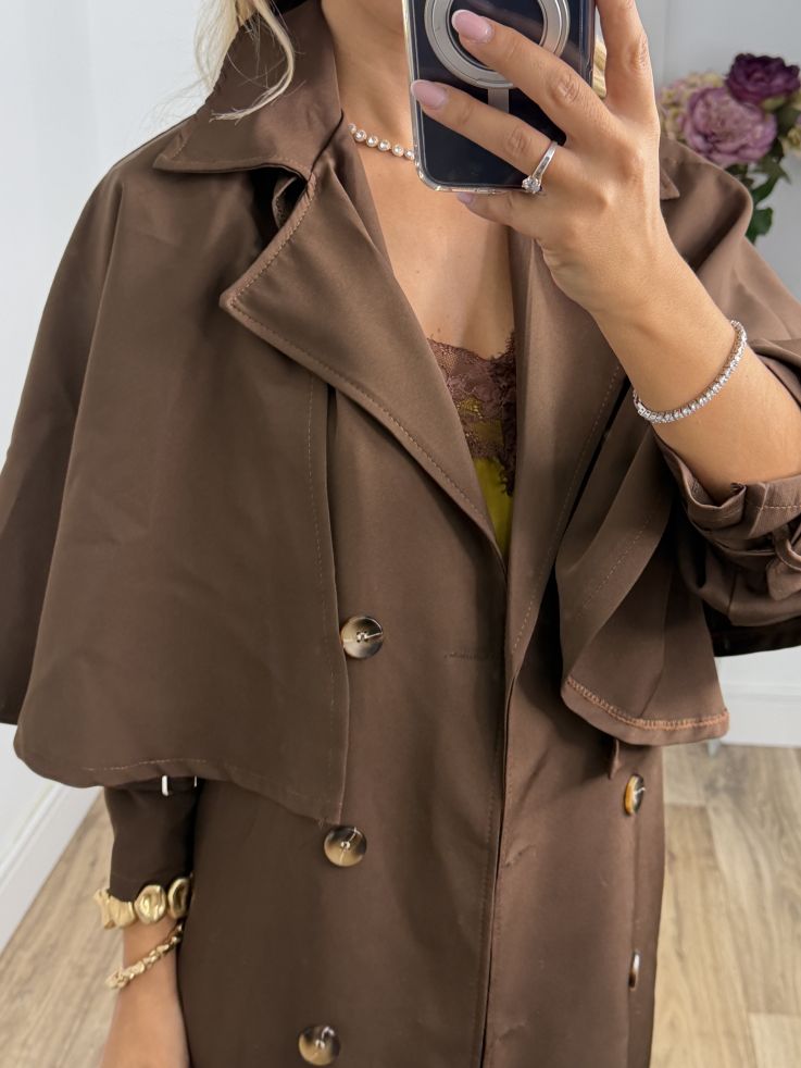 Gabardina con capa chocolate