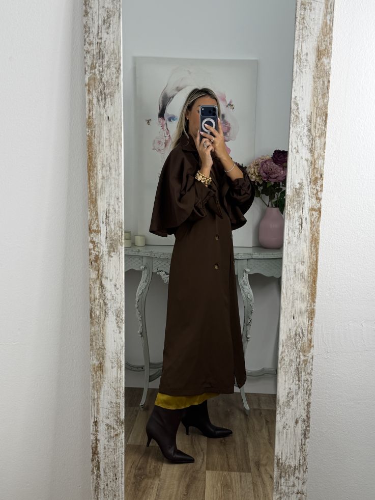 Gabardina con capa chocolate