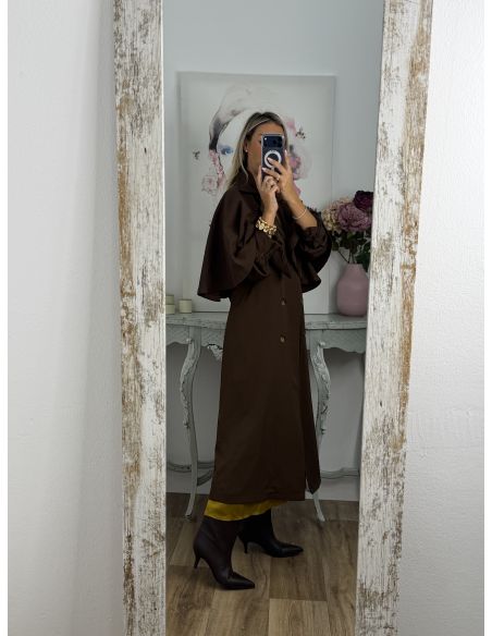 Gabardina con capa chocolate