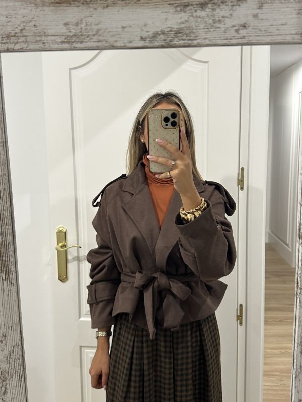 Gabardina corta antelina chocolate