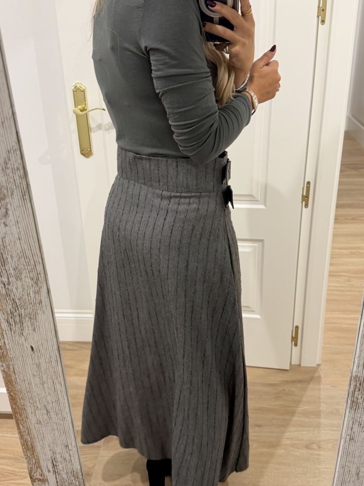 Camiseta Melissa cuello alto gris