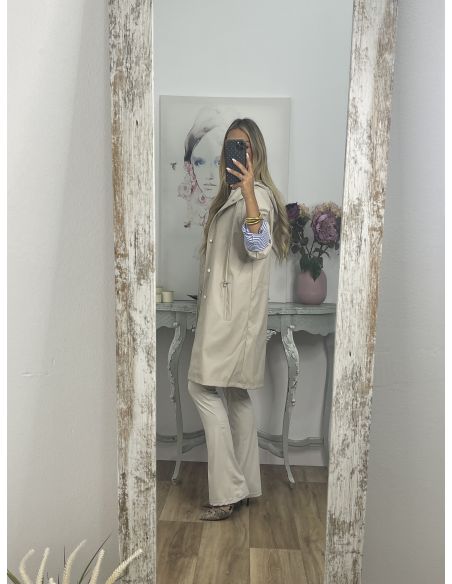 Chubasquero beige