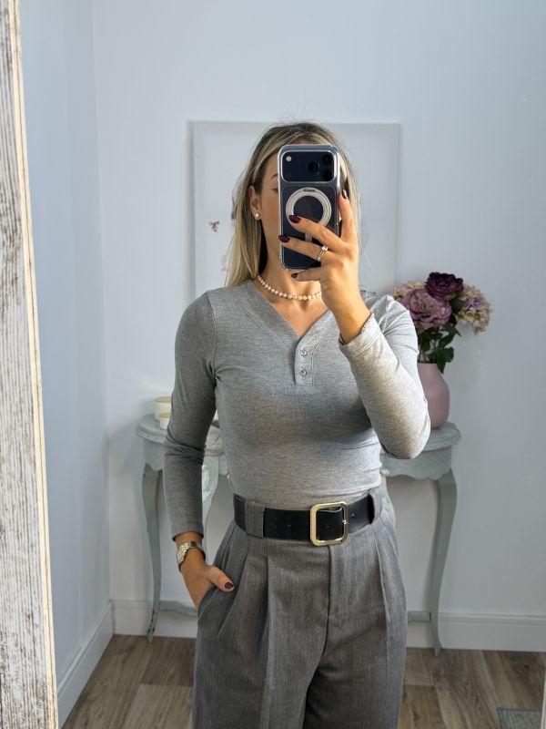 Camiseta Camila gris