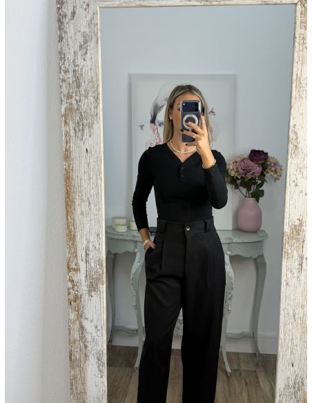 Camiseta Camila negra