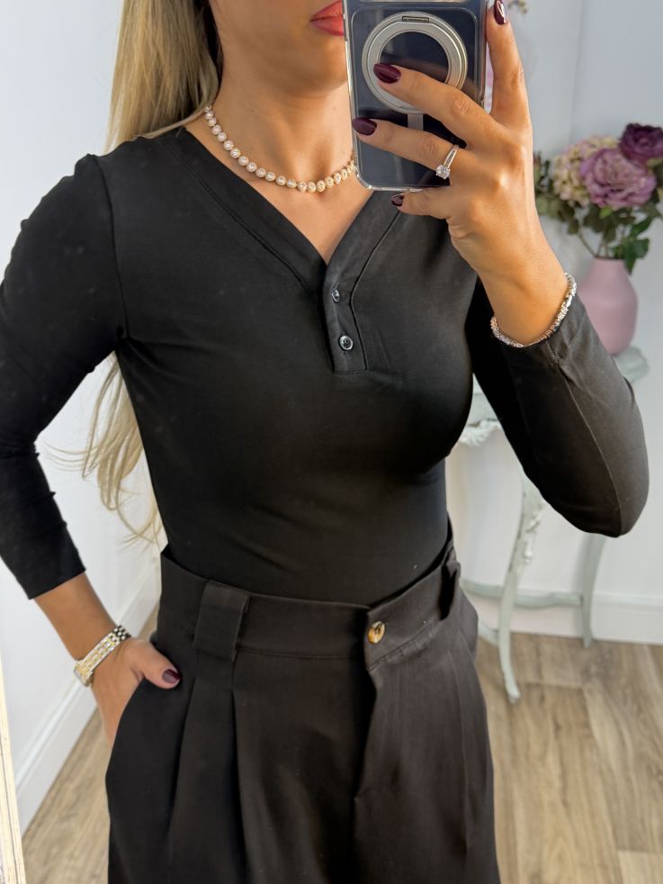 Camiseta Camila negra