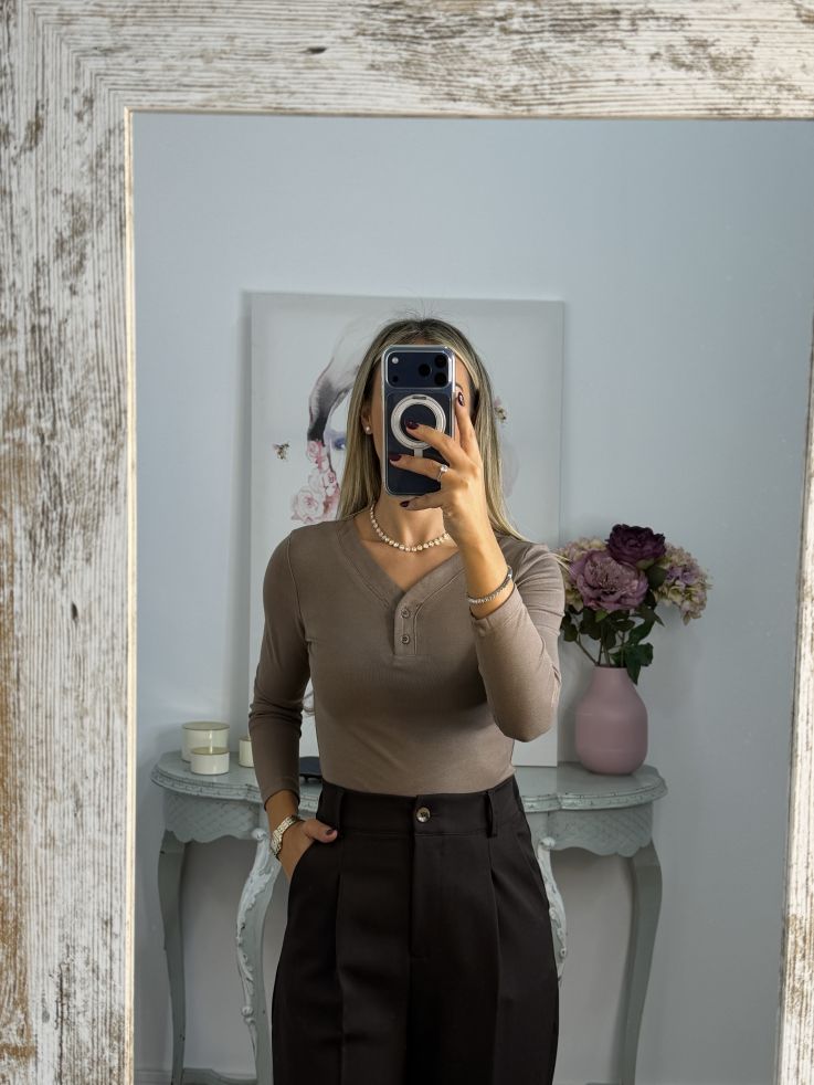Camiseta Camila taupe