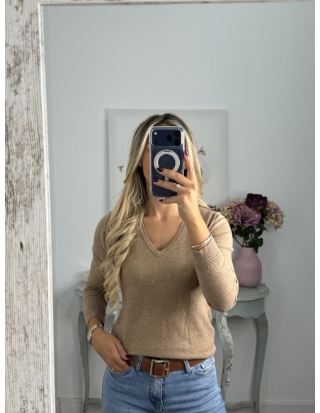 Jersey básico cuello pico camel