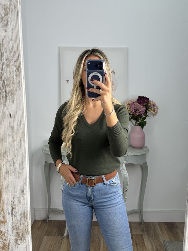 Jersey básico cuello pico kaki