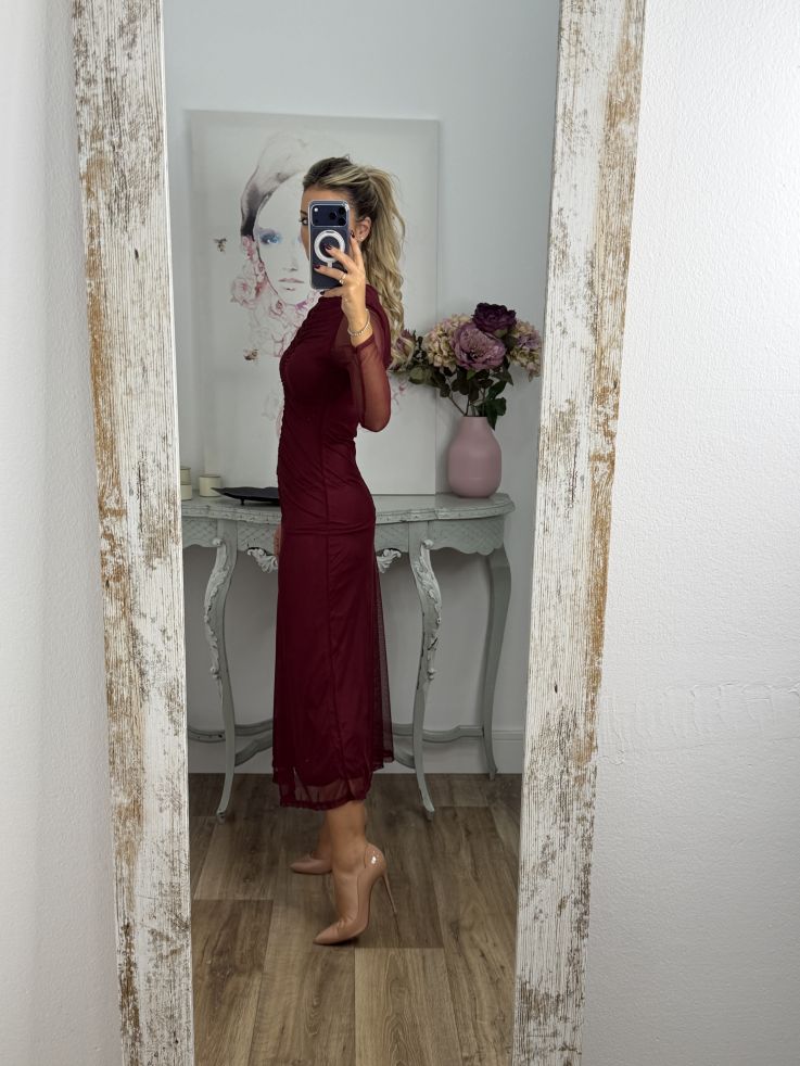 Vestido burdeos cuerpo fruncido