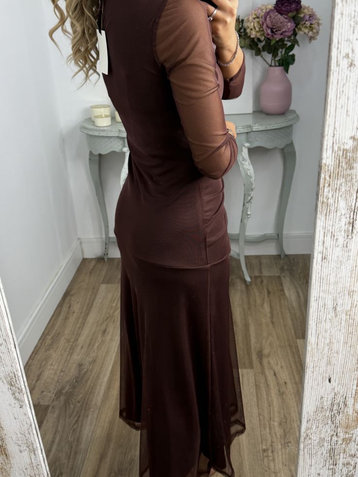 Vestido chocolate cuerpo fruncido