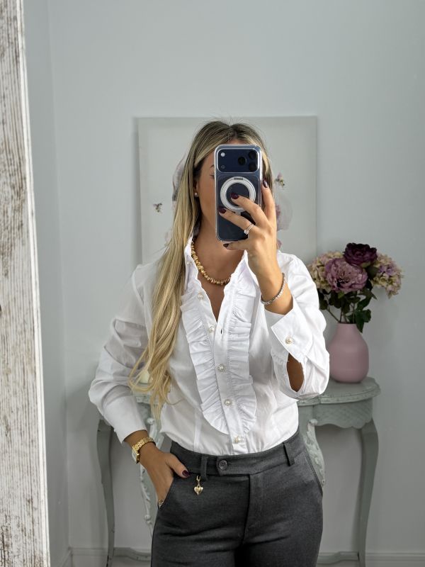 Camisa Blanca con volantes y botones perla