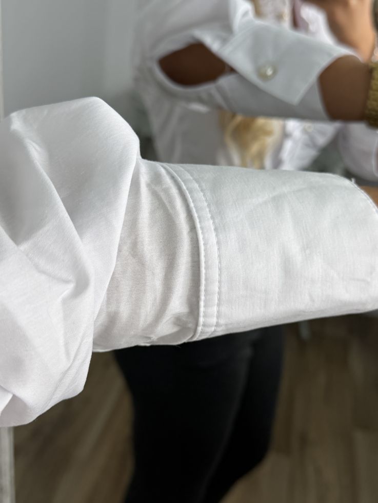 Camisa Blanca con volantes y botones perla