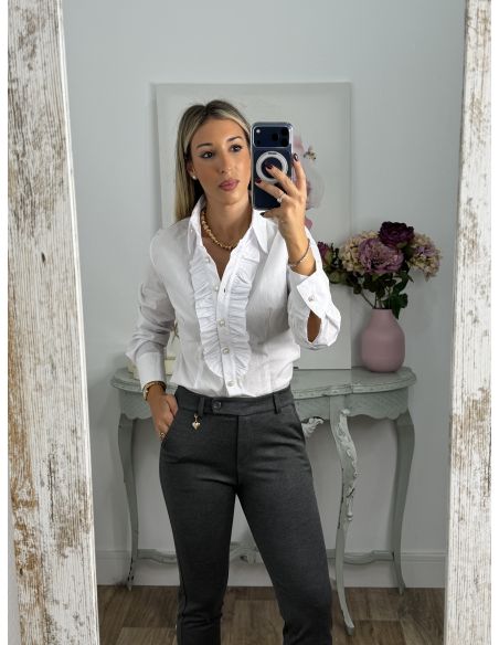 Camisa Blanca con volantes y botones perla