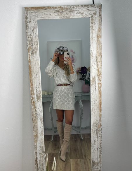 Gorra Patricia blanca y negra