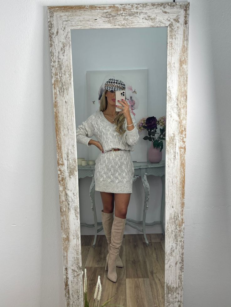 Gorra Patricia blanca y negra