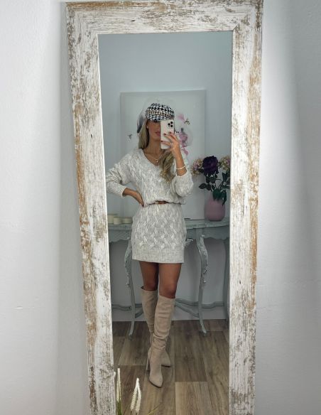 Gorra Patricia blanca y negra